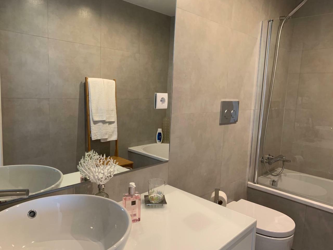 Front Beach Apartment Póvoa de Varzim Zewnętrze zdjęcie